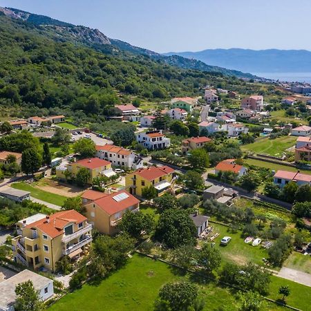 Apartments Marija Башка Екстер'єр фото