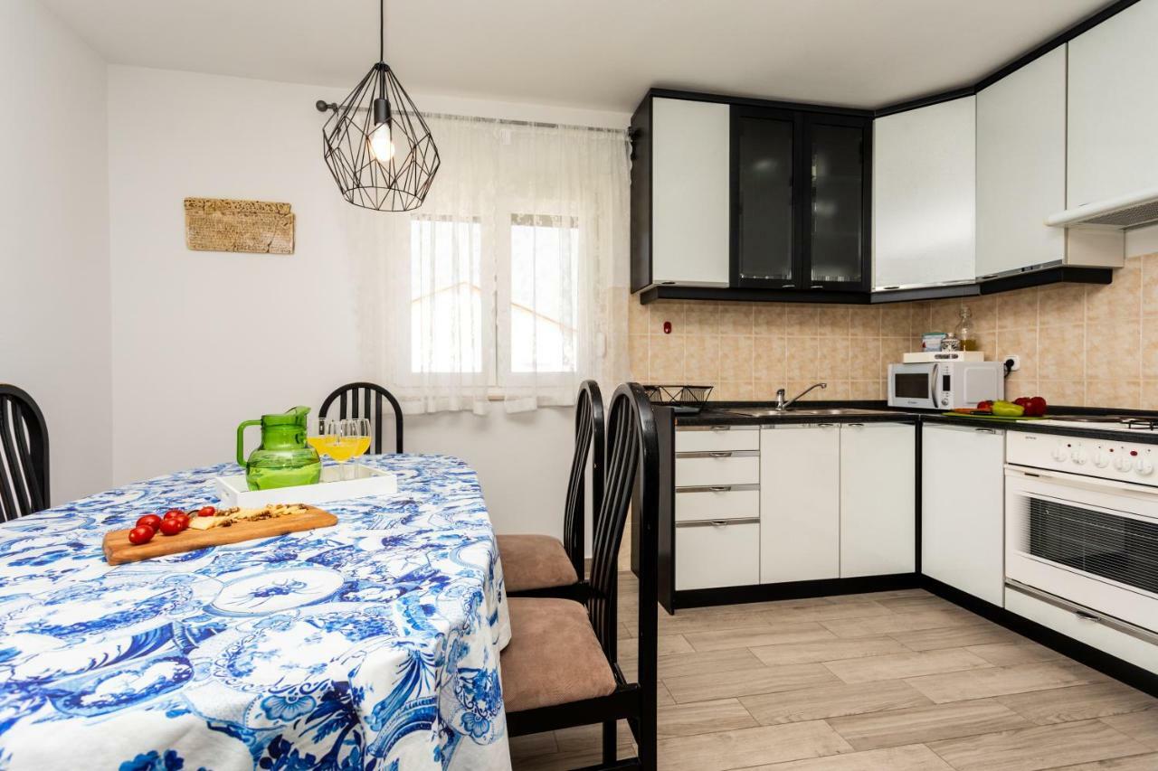 Apartments Marija Башка Екстер'єр фото