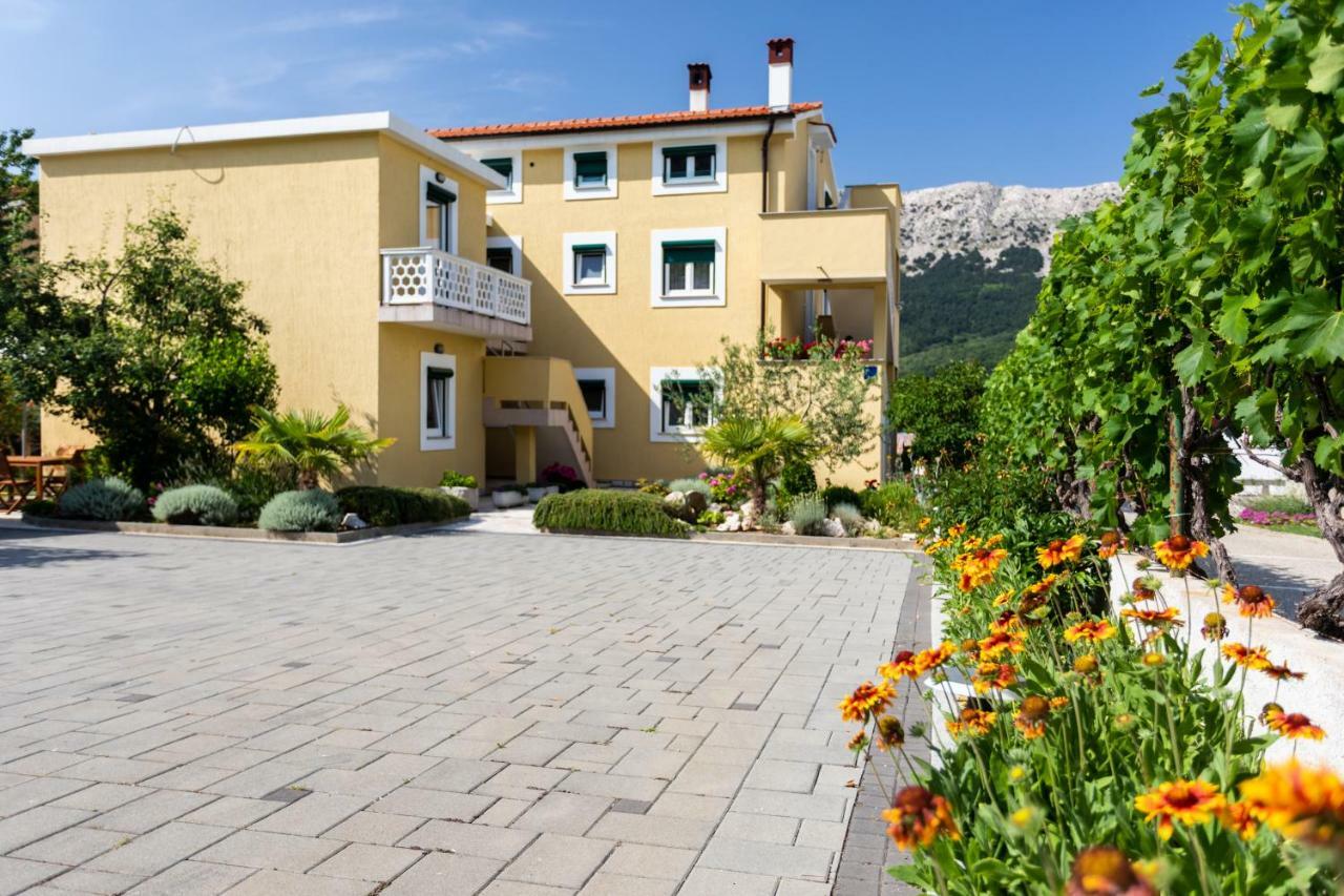 Apartments Marija Башка Екстер'єр фото