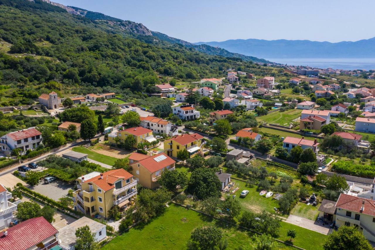 Apartments Marija Башка Екстер'єр фото